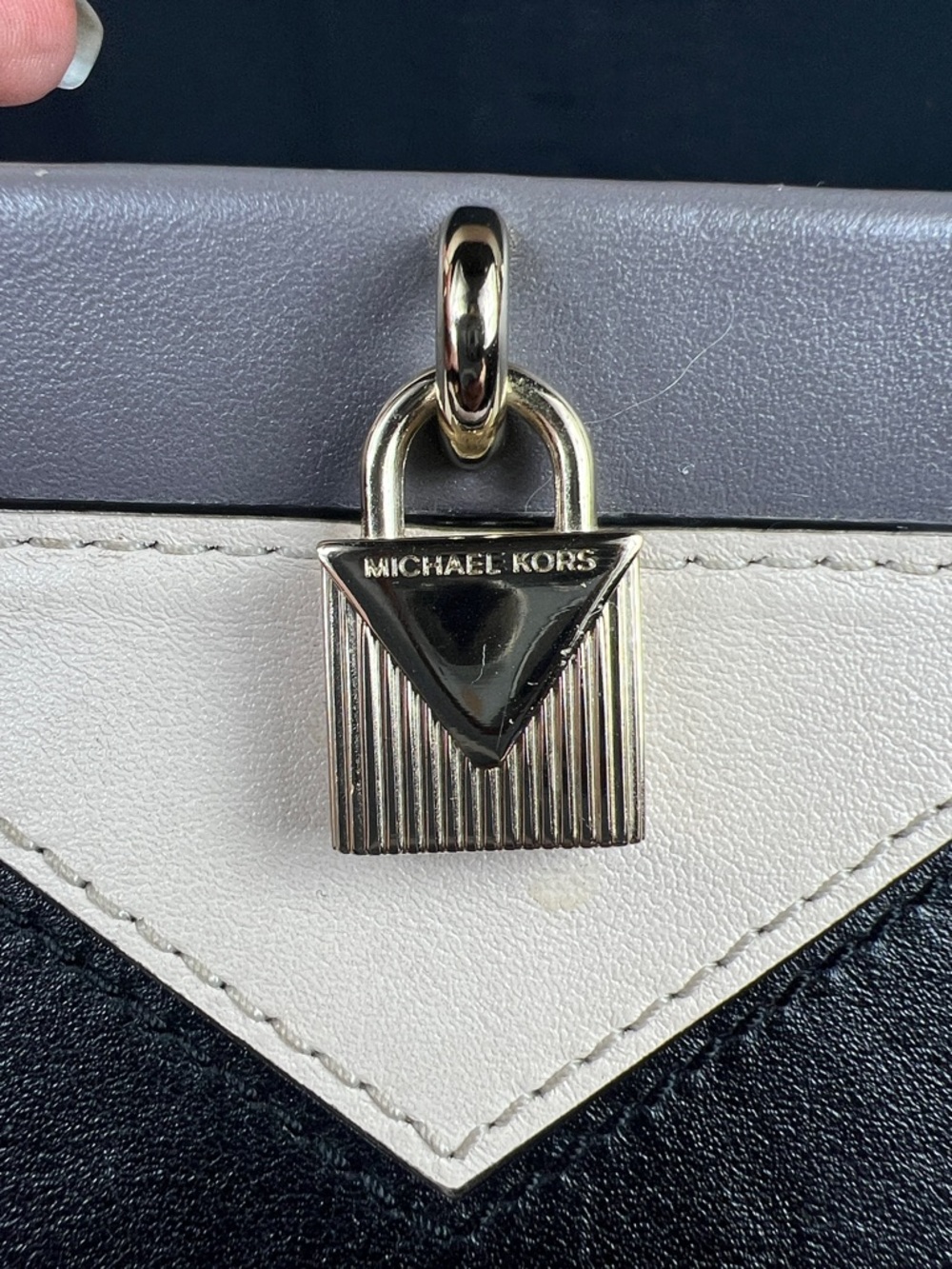 MICHAEL KORS Collection Gramercy Small Chevron Satchel - Main Line Luxury - Picture 11 of 15